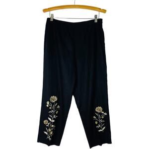 Vintage black linen embroidered floral high waisted cropped pants 10